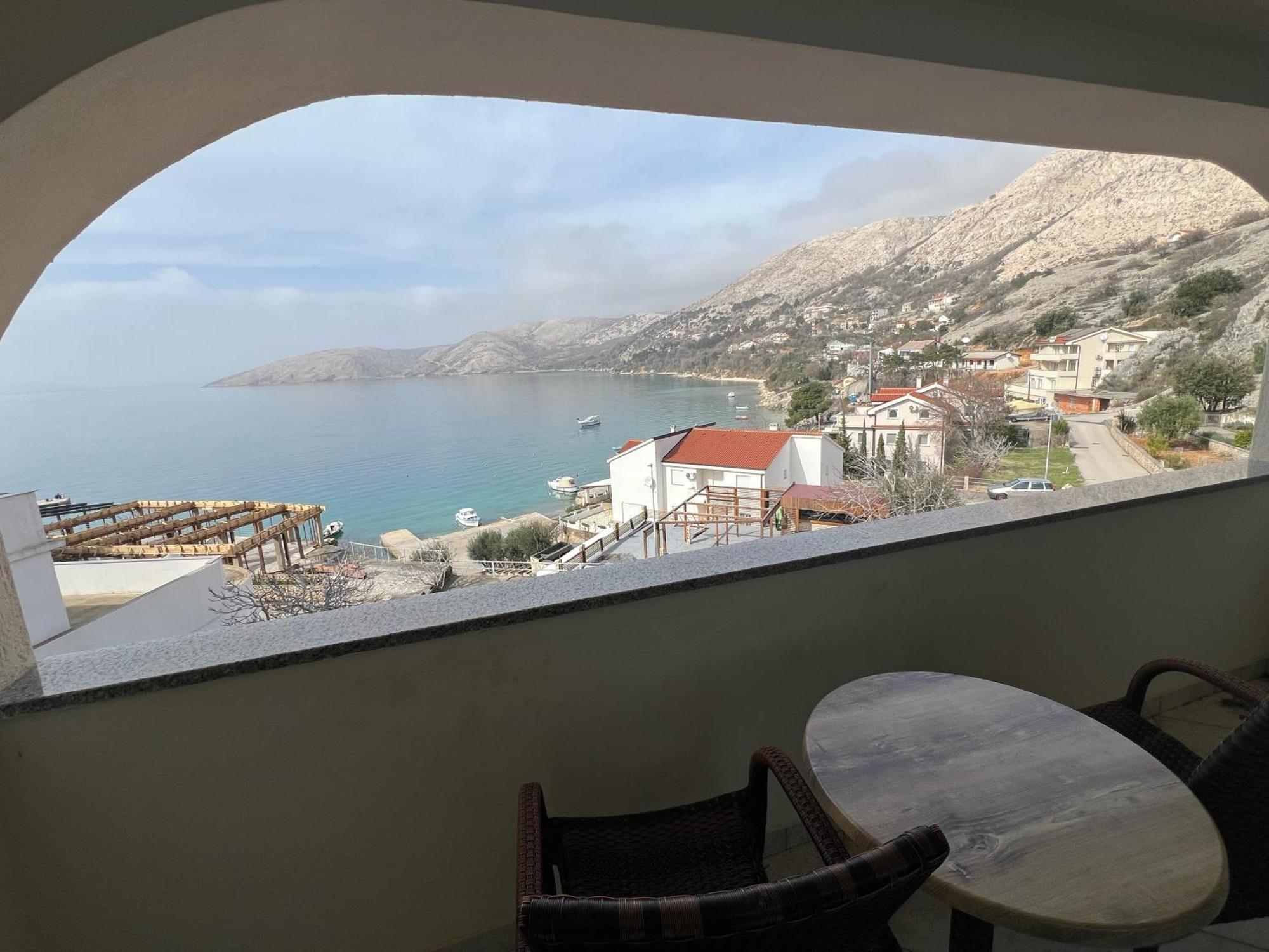 Bellevue Rooms Stara Baška المظهر الخارجي الصورة